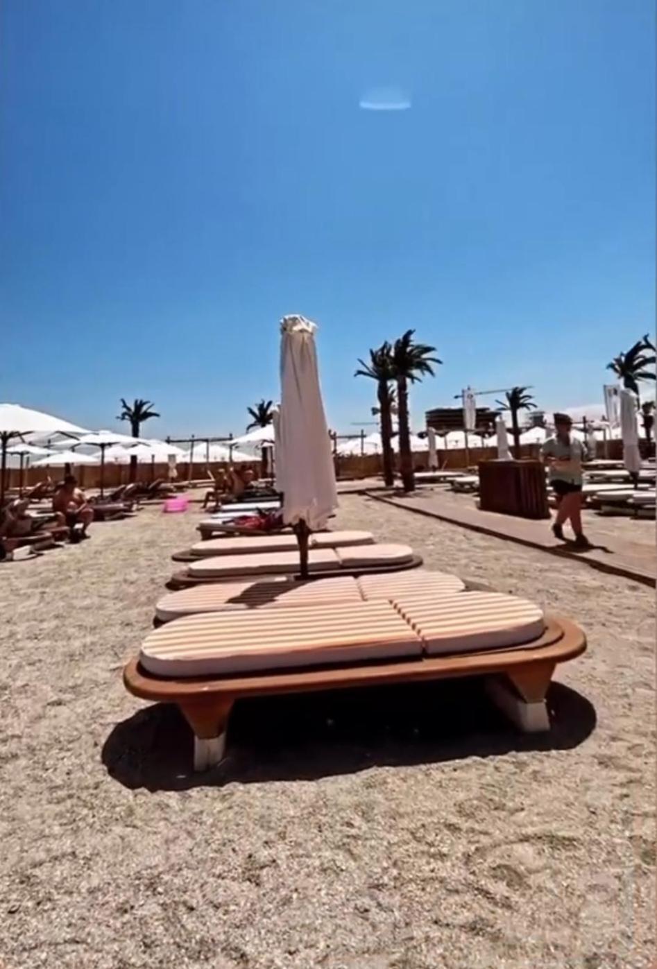 White Tower Mamaia Prestige Apartments Luaran gambar