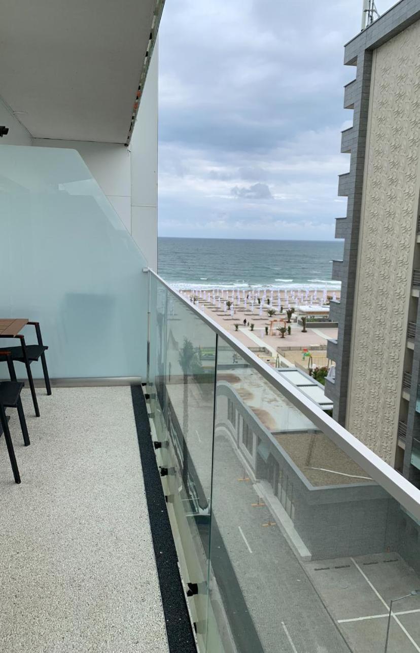 White Tower Mamaia Prestige Apartments Luaran gambar