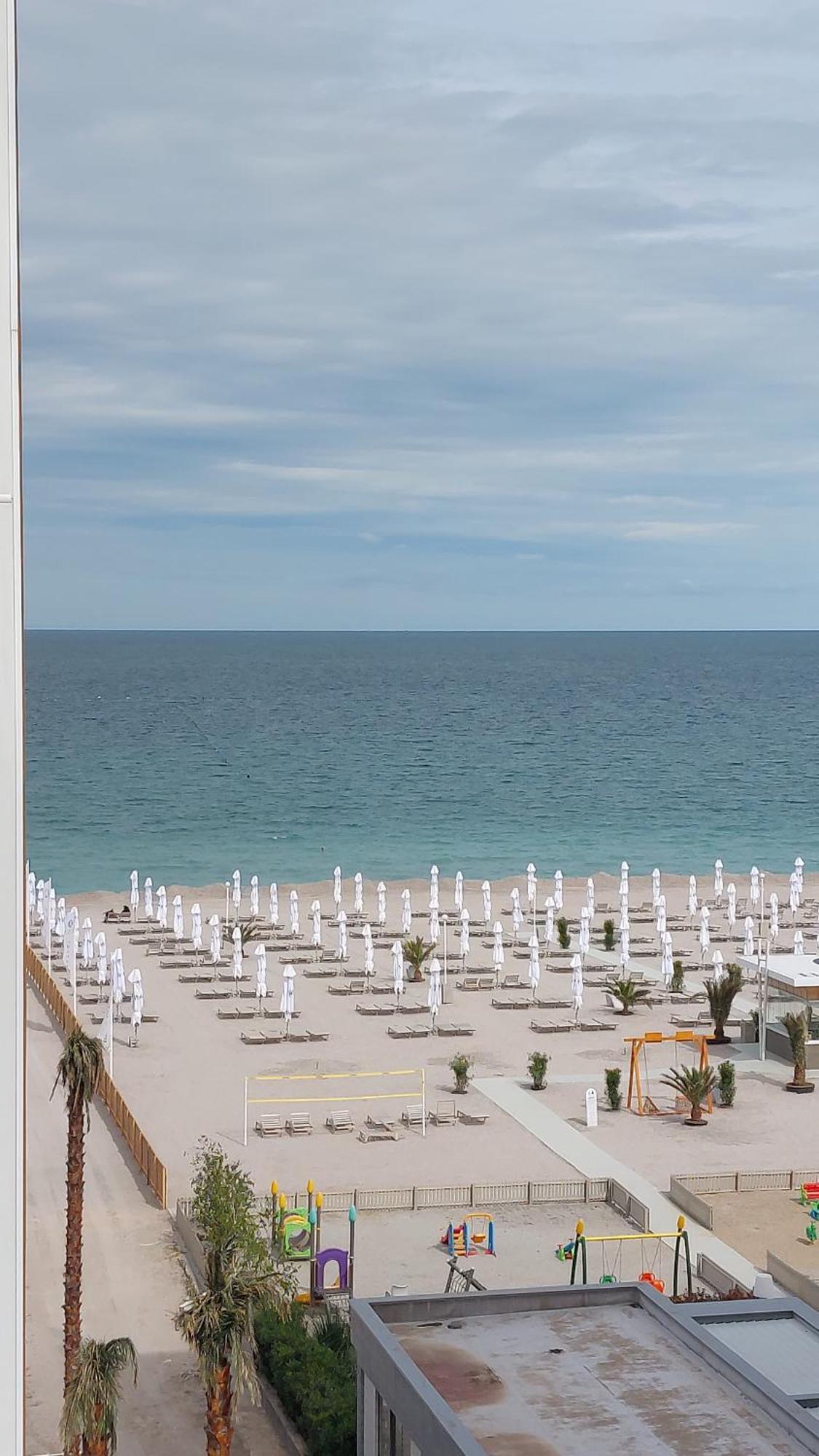White Tower Mamaia Prestige Apartments Luaran gambar